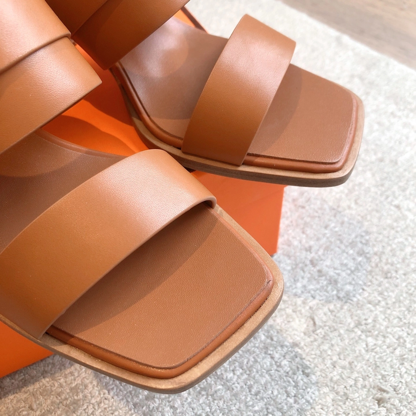 COCO-- H5r75s H251210Z A3 cowhide Heel height：6.5CM item:E-X002C2325